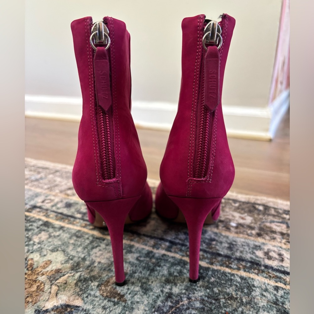 SCHUTZ Fuchsia Pointed-Toe Suede Ankle Boots Size 7.5 - Picture 3 of 11